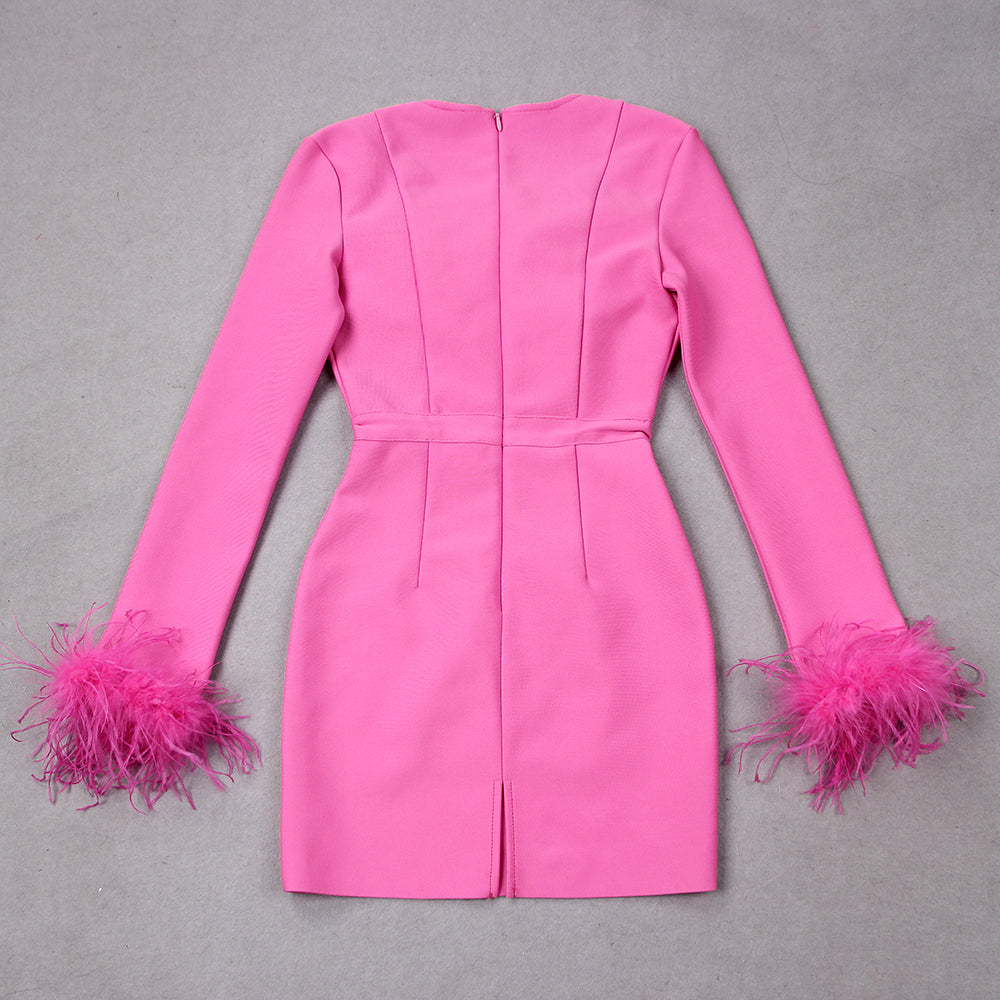 Sofia | Mini-robe élégante à détails plumes