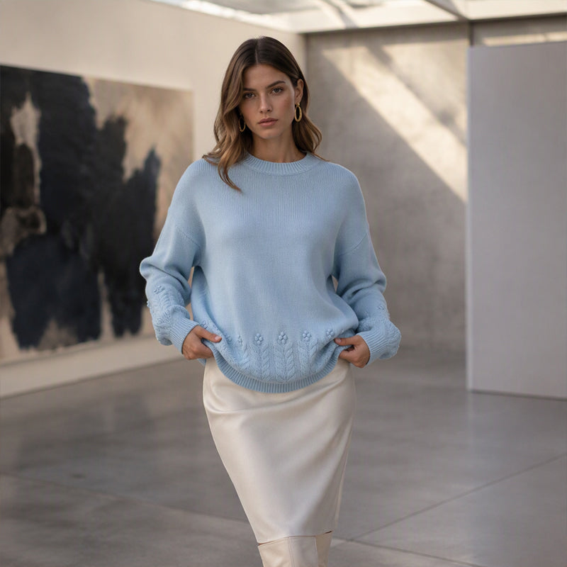 Bérénice | Pull en maille douce à détail fleuri
